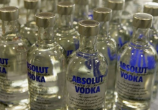 Spiritueux : Pernod Ricard rachète Absolut Vodka