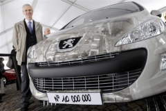 Peugeot: résultats semestriels supérieurs aux attentes, le titre bondit en bourse