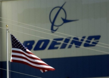 Avions ravitailleurs: Boeing menace de se retirer par manque de temps