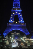 France : La Tour Eiffel revêt les couleurs de l’Europe 