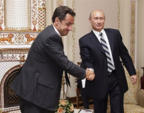 Russie : Une rencontre Sarkozy - Poutine, entre détente et sujets qui fâchent 