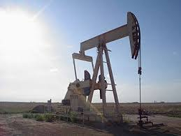 Le petrole au dessus des 100 dollars, la pompe et la bourse reagissent 