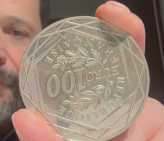 L'argent bat l'or. C'était prévu. 